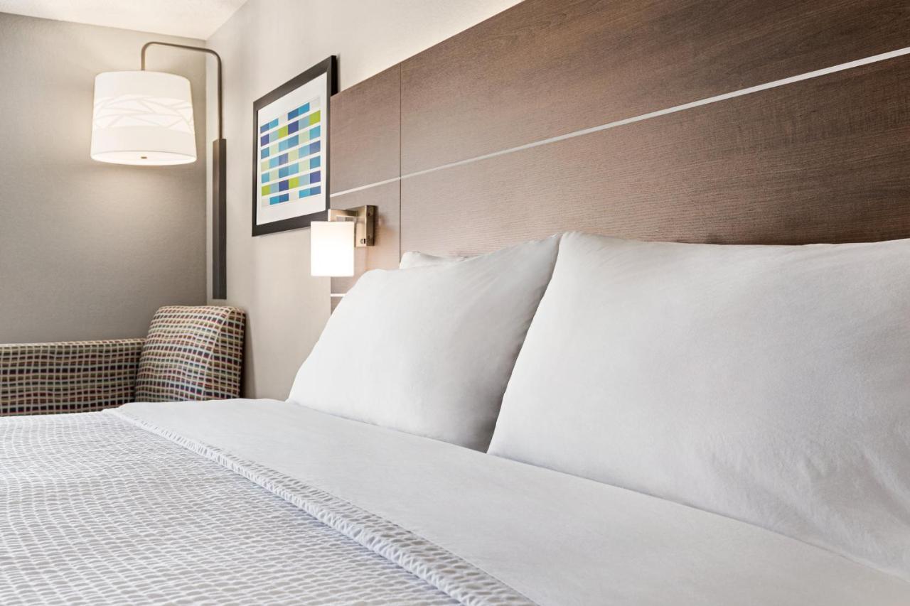 Holiday Inn Express Hotel & Suites Anniston/Oxford By Ihg Esterno foto
