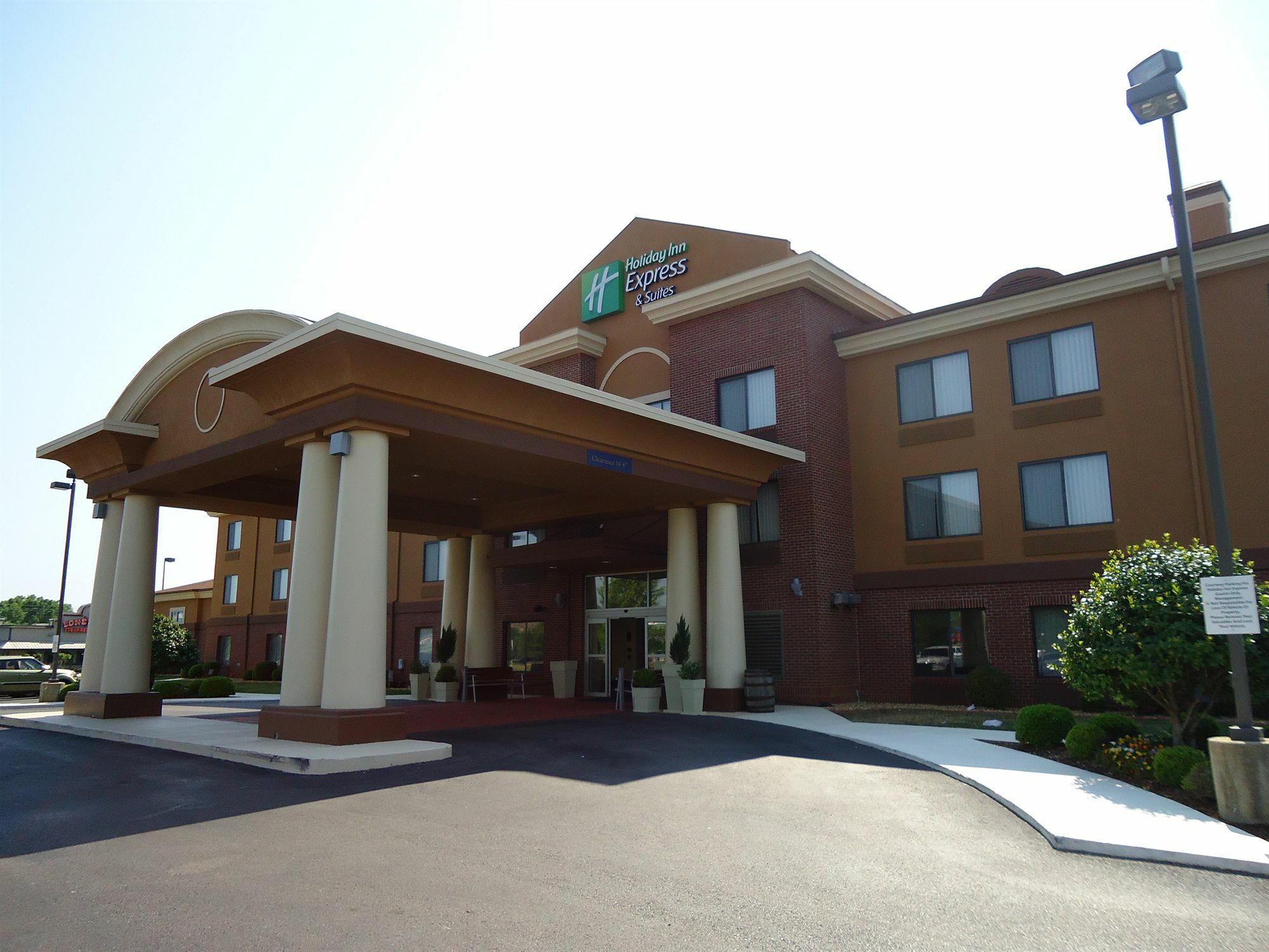 Holiday Inn Express Hotel & Suites Anniston/Oxford By Ihg Esterno foto