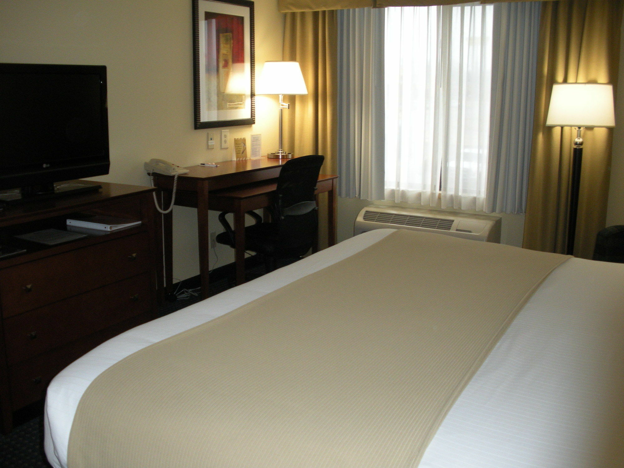 Holiday Inn Express Hotel & Suites Anniston/Oxford By Ihg Esterno foto