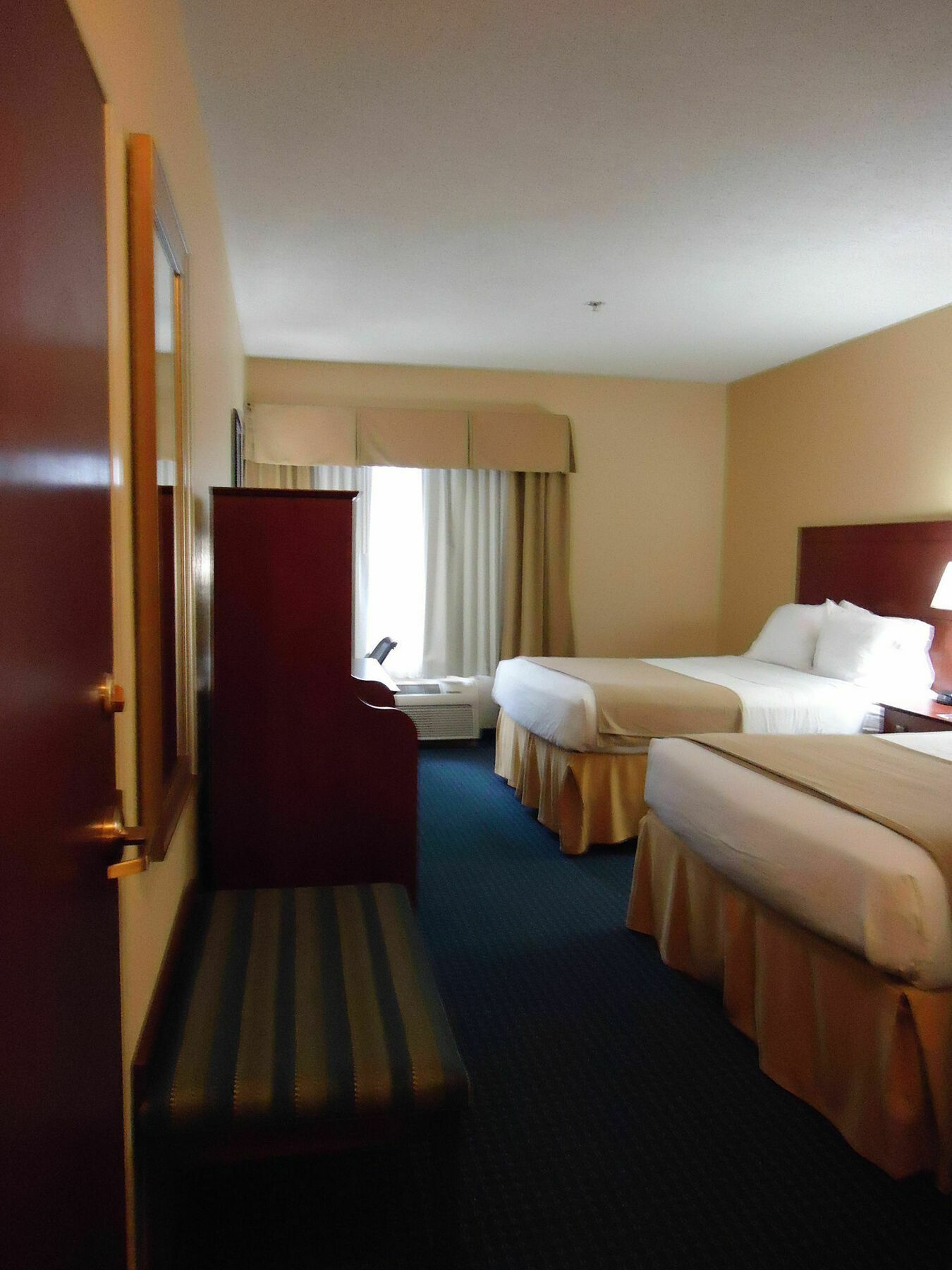 Holiday Inn Express Hotel & Suites Anniston/Oxford By Ihg Esterno foto